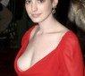 Anne-Hathaway_03