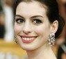 Anne-Hathaway_07