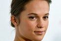 Alicia Vikander pode se juntar ao elenco de O Agente da UNCLE, de Guy Ritchie