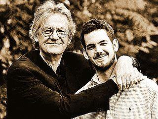 David Gilmour, autor de "O Clube do Livro", e seu filho Jesse