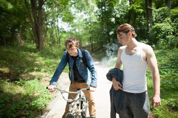 place-beyond-the-pines-dane-dehaan-emory-cohen-600x399