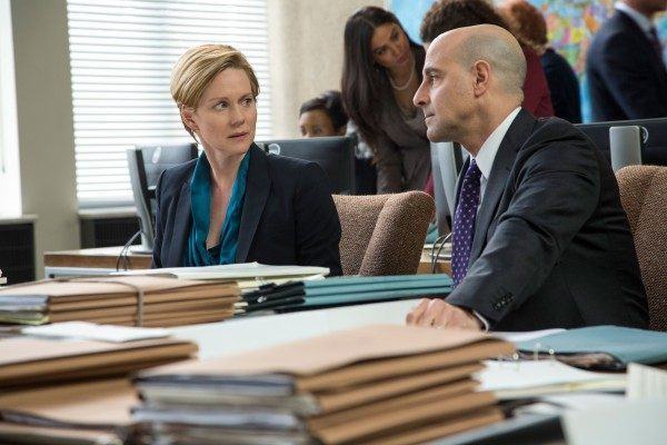 fifth-estate-laura-linney-stanley-tucci-600x400