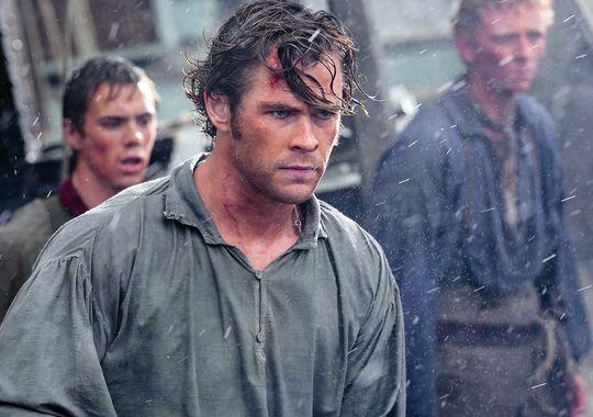 in-the-heart-of-the-sea-chris-hemsworth