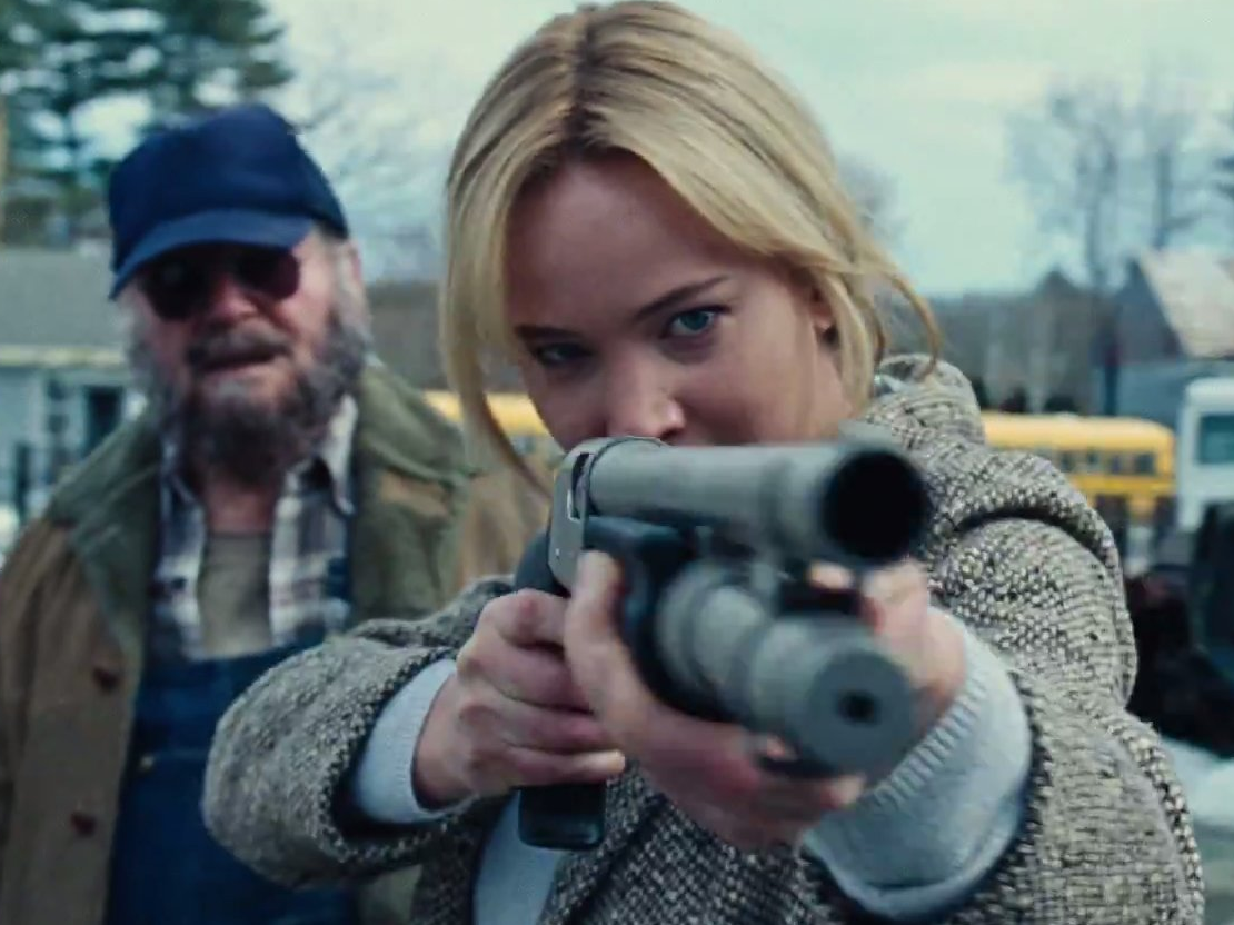 Jennifer Lawrence é destaque no novo trailer do drama Joy: O Nome do Sucesso