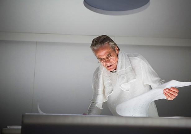 high-rise-jeremy-irons