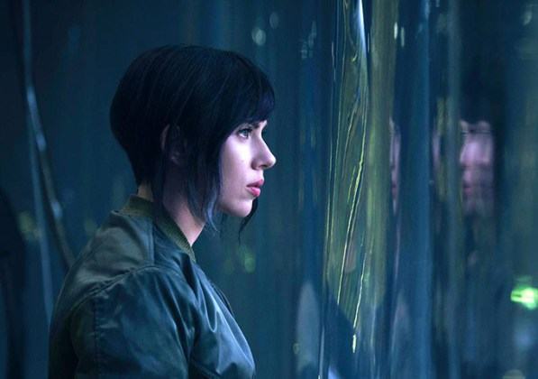 Ghost in the Shell | Fotos de set mostram Scarlett Johansson como ciborgue