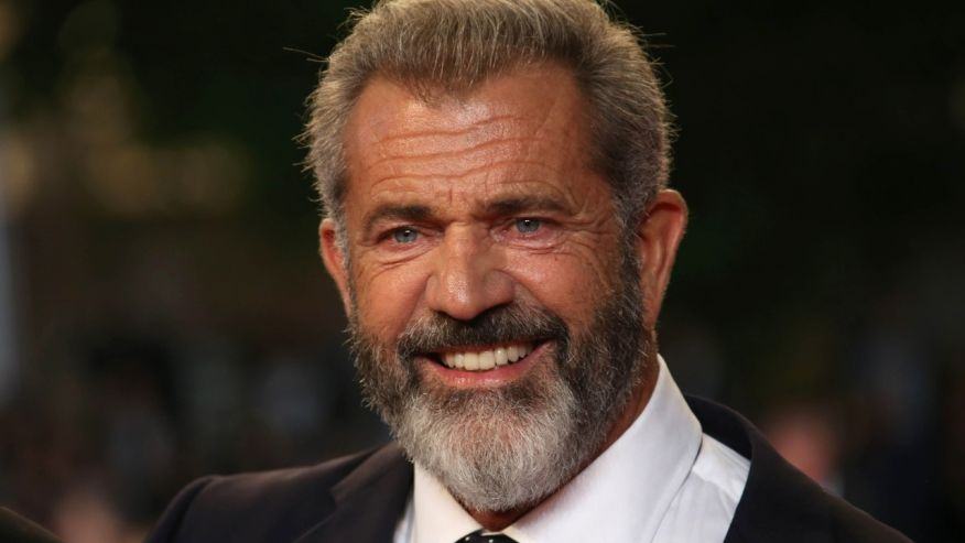 Mel Gibson critica gastos de filmes de super heróis e fala mal de Batman vs Superman