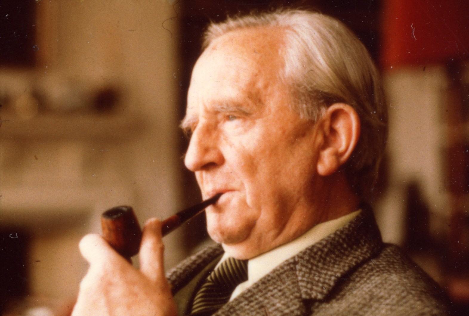 Middle Earth | Cinebiografia de J.R.R. Tolkien ganha diretor
