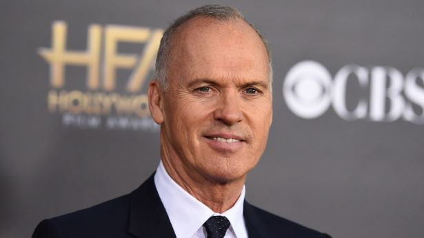Michael Keaton elogia o trabalho da Marvel Studios