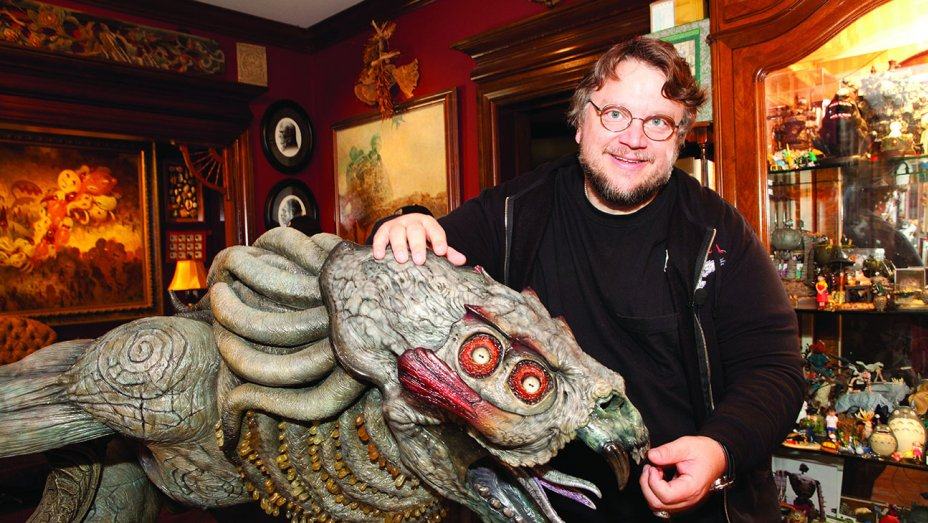 Hellboy 3 | Guillermo del Toro pede para que fãs votem para o retorno da franquia