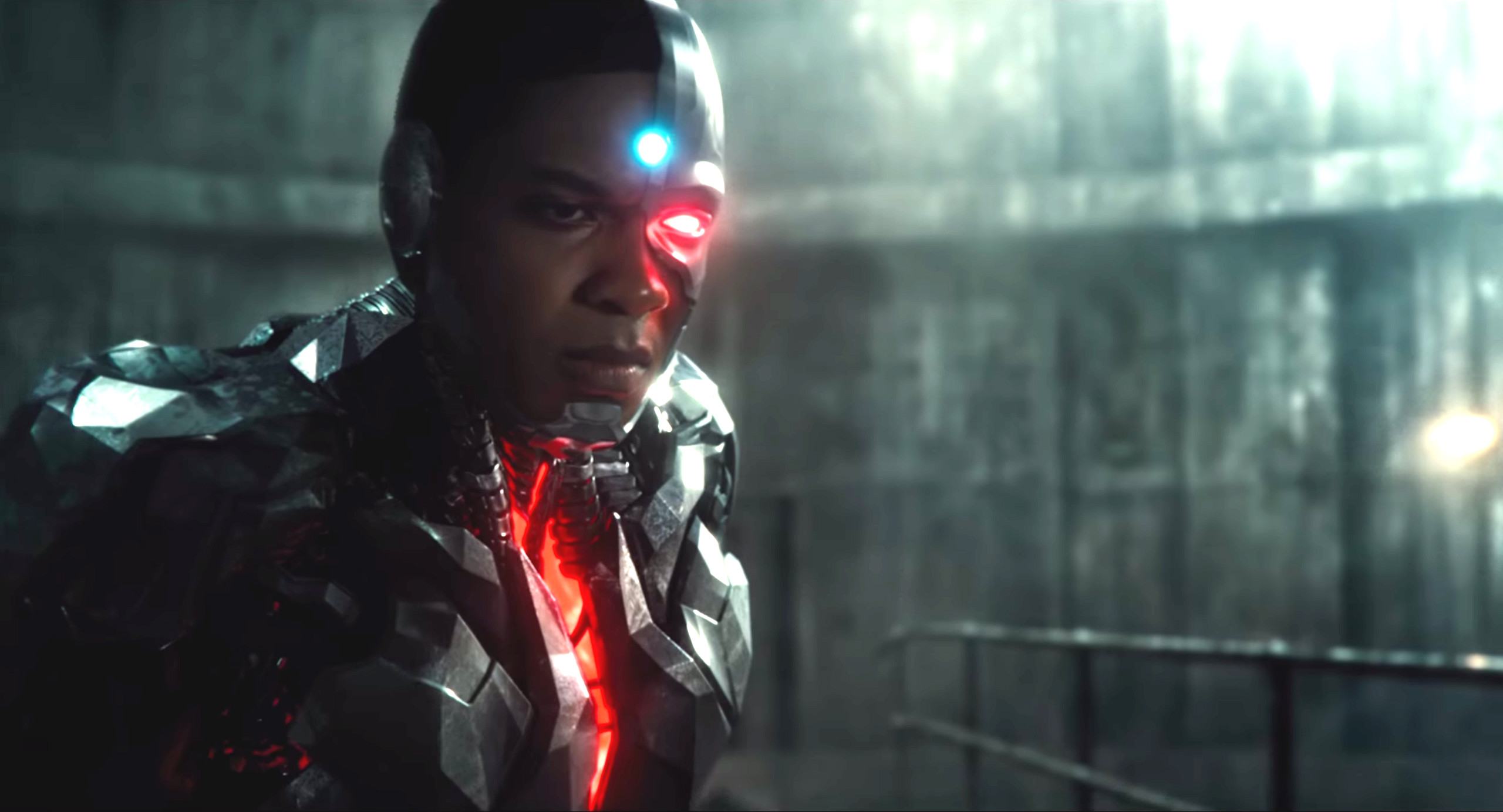 Liga da Justiça | Ciborgue é confirmado como uma das três caixas maternas do filme