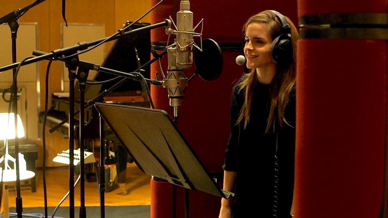 A Bela e a Fera | Emma Watson canta “Bounjour, bonjour!” em novo vídeo do filme