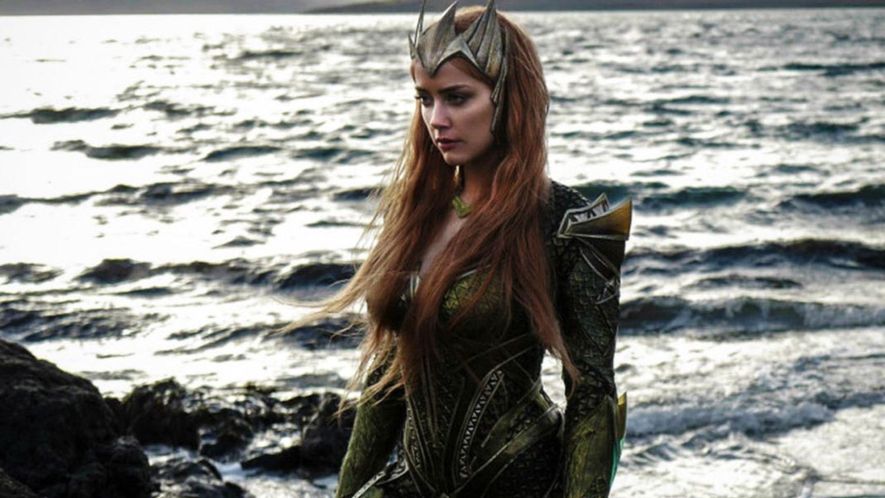Aquaman | Amber Heard compartilha imagem mostrando seu traje como Mera