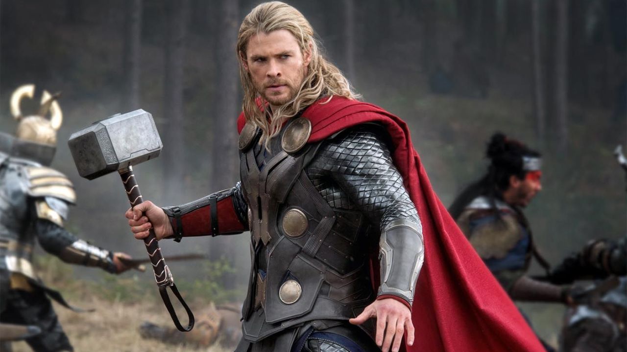 Roteirista revela que tentou diminuir participação de Thor em Vingadores