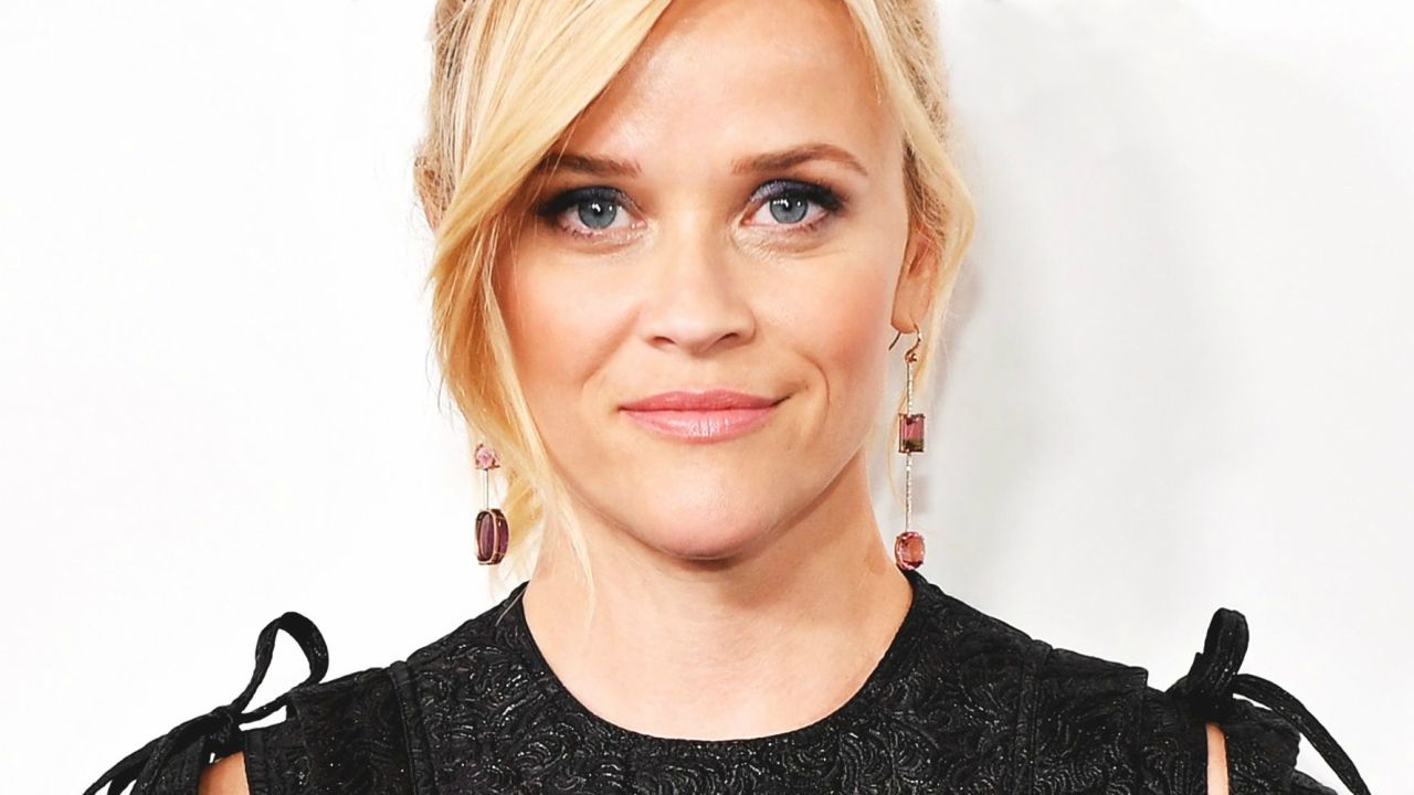 Reese Witherspoon comenta sobre relacionamento abusivo em programa de Oprah
