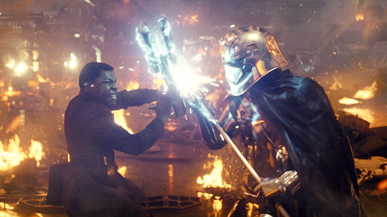 Star Wars: Os Últimos Jedi | Diretor revela que luta de Finn e Phasma seria diferente