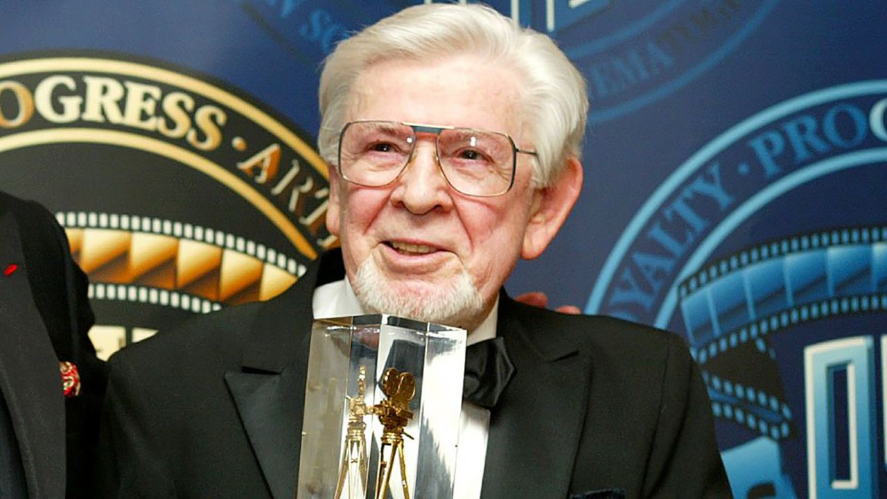 Ralph Woolsey, diretor de fotografia da série Batman, morre aos 104 anos