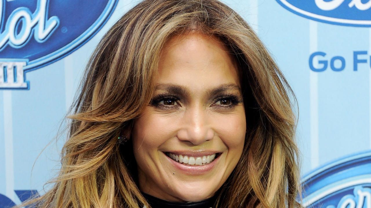 Hustlers | Jennifer Lopez viverá papel de ex-stripper em drama sobre crise financeira