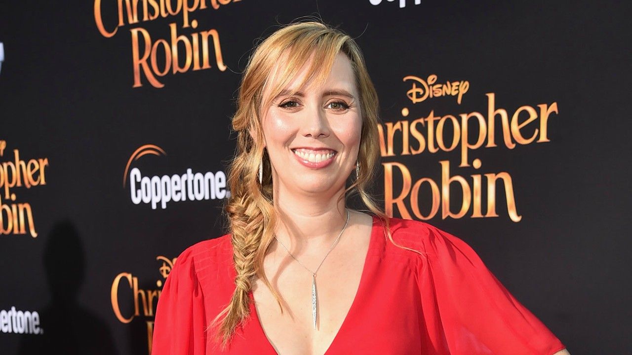 Frozen 2 | Allison Schroeder é contratada para ajudar a escrever o roteiro da animação