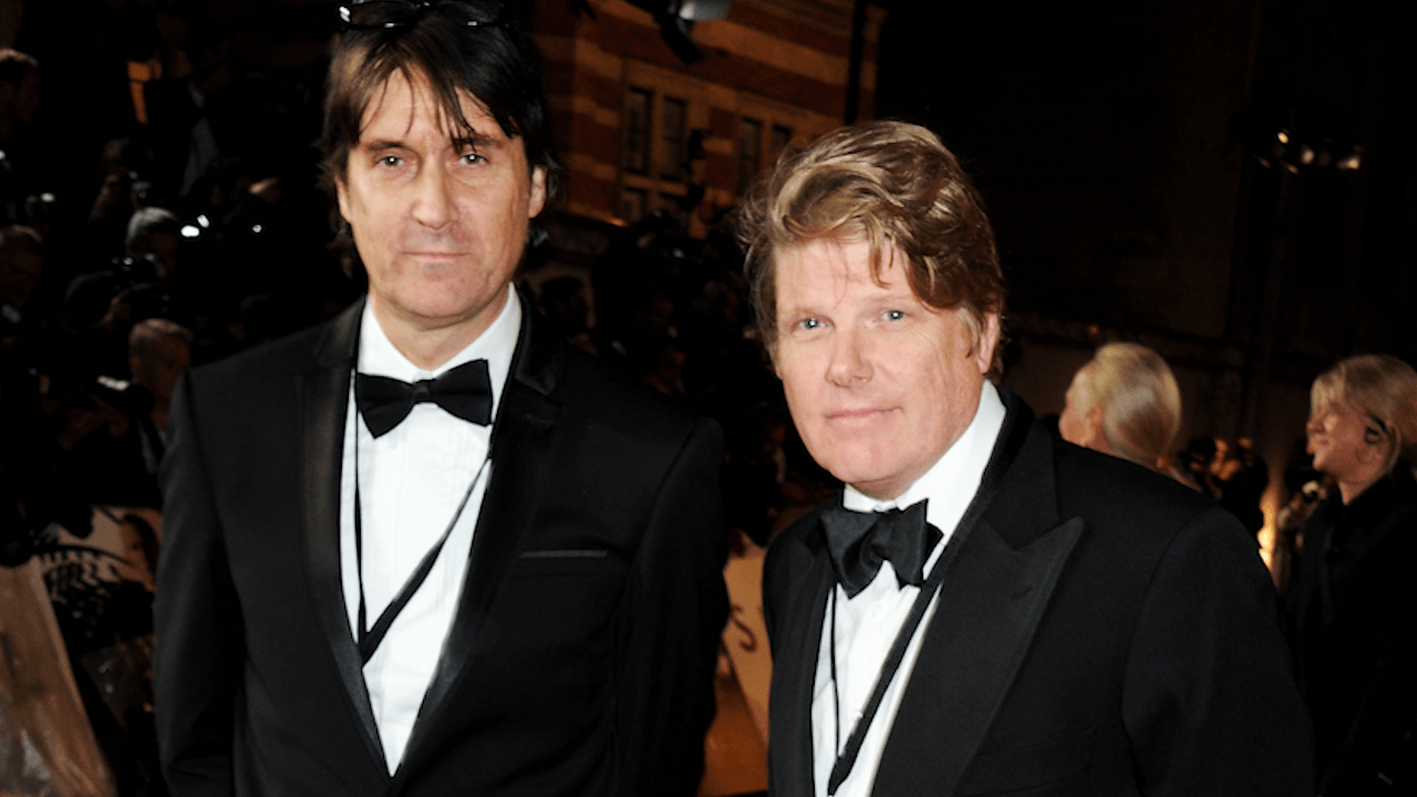 Bond 25 | Neal Purvis e Robert Wade voltam à franquia para escrever roteiro do próximo filme