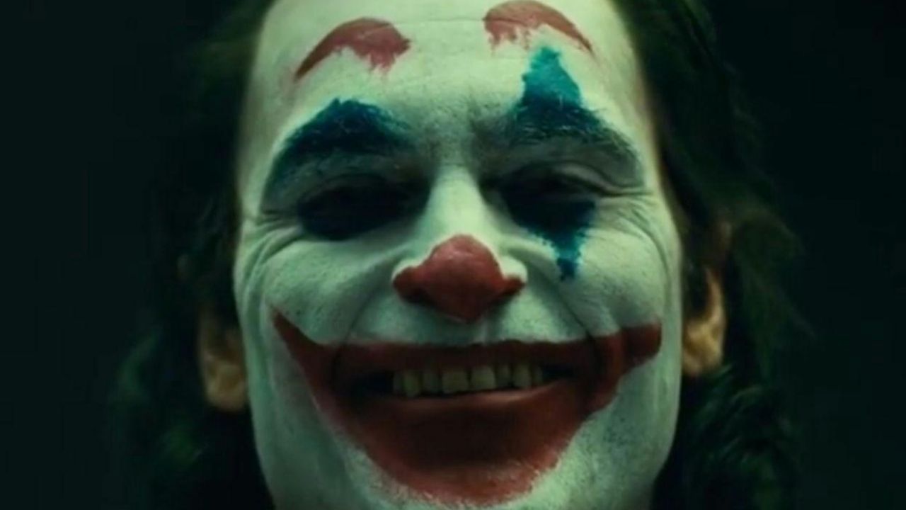 Joker | Teste de câmera mostra Joaquin Phoenix maquiado como Coringa