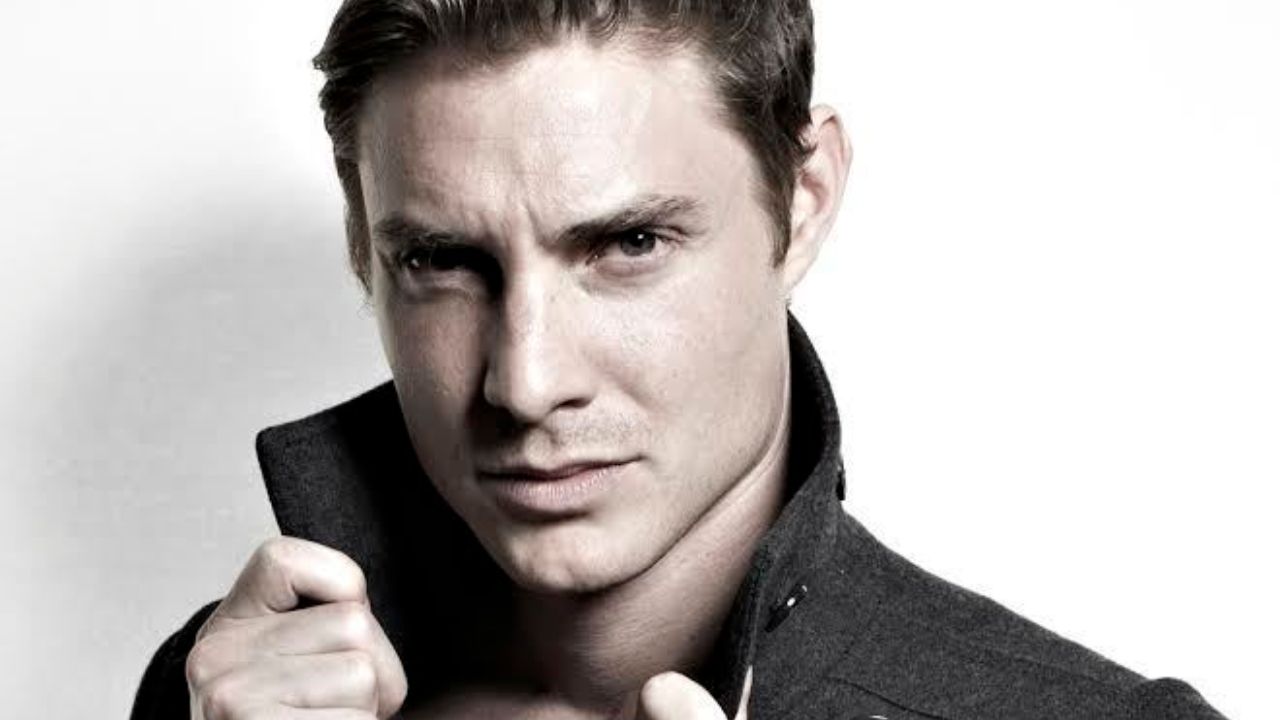 Downton Abbey | Max Brown, da série The Royals, entra para o elenco do longa
