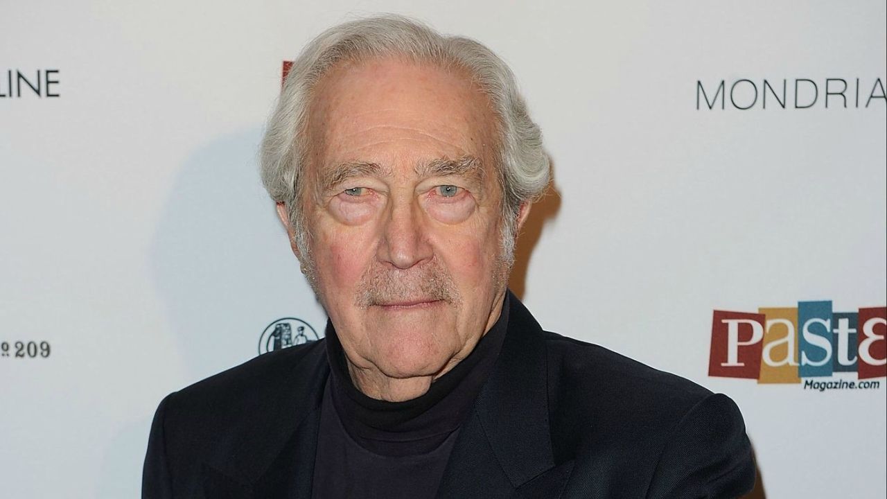 James Karen, ator de Poltergeist e a Volta dos Mortos-Vivos, falece aos 94 anos