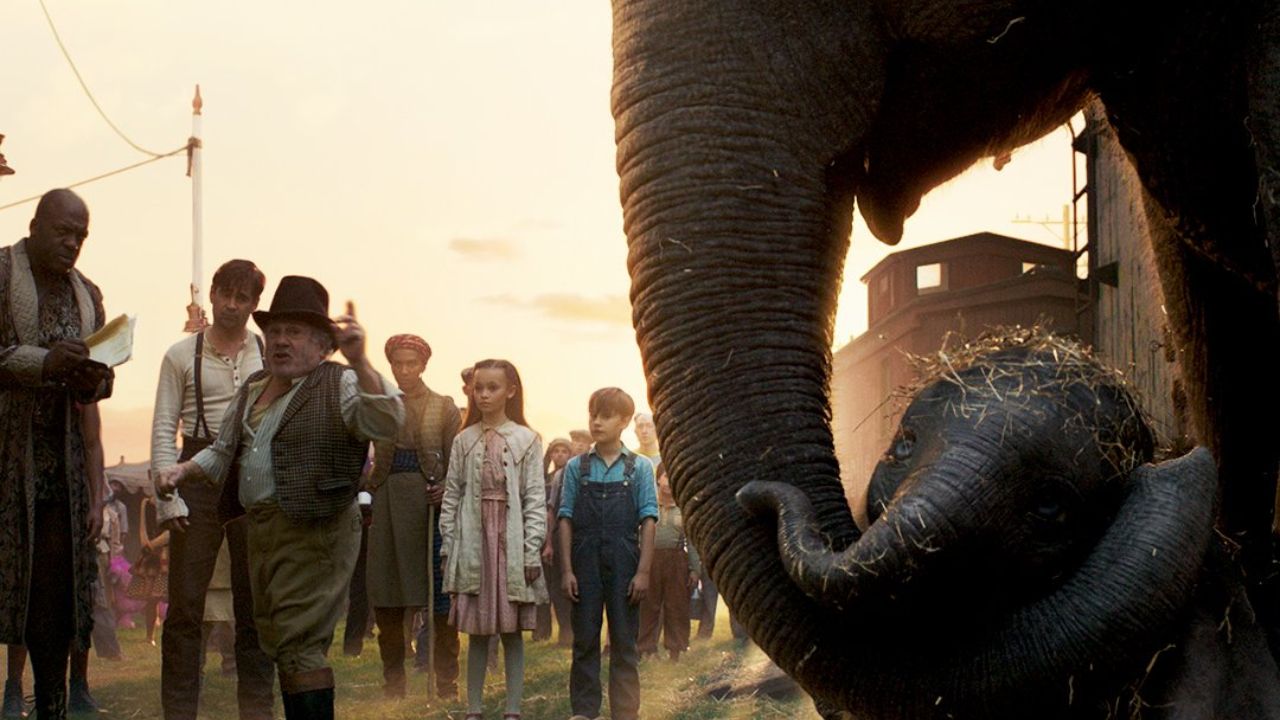 Dumbo | Elefantinho e sua mãe são destaque de nova imagem do filme