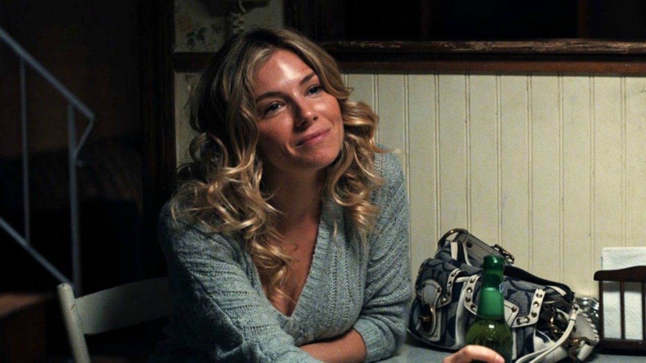 American Woman | Thriller estrelado por Sienna Miller tem primeiro trailer divulgado