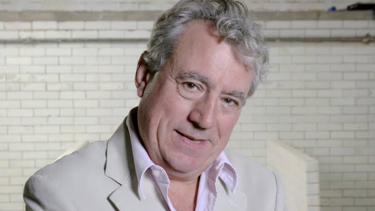 Terry Jones, co-fundador do Monty Python, morre aos 77 anos