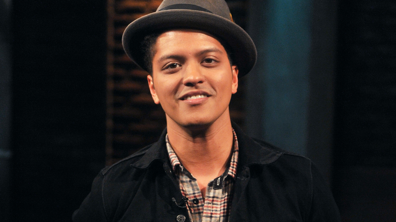 Bruno Mars faz acordo com a Disney para produzir e estrelar filme musical