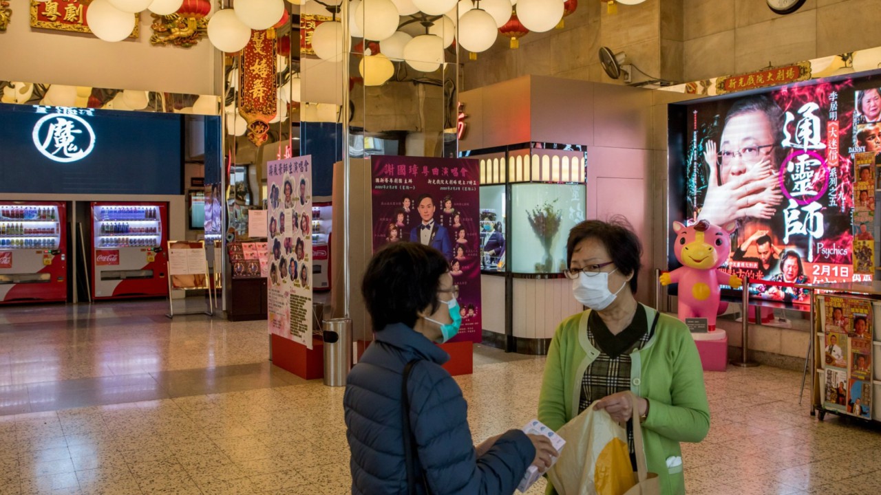 Cinemas da China recebem ordem para permanecerem fechados por conta do coronavírus