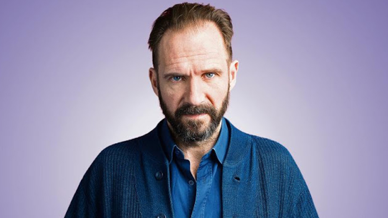 Matilda | Ralph Fiennes negocia para estrelar nova adaptação da obra de Roald Dahl