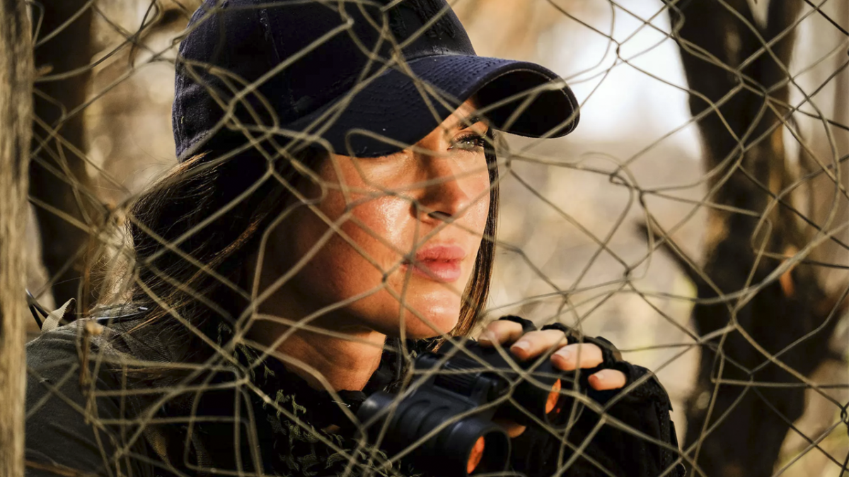 Rogue Megan Fox é líder de esquadrão em trailer de novo filme de ação
