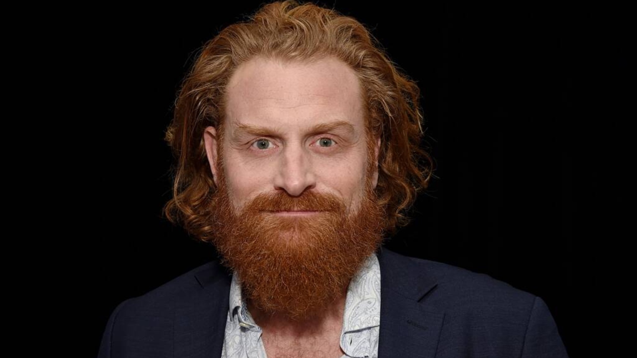 Distant | Kristofer Hivju se junta ao elenco da comédia sci-fi da Amblin