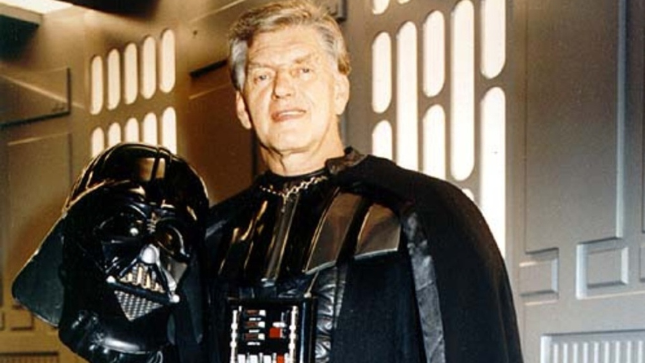 David Prowse, intérprete de Darth Vader em Star Wars, morre aos 85 anos