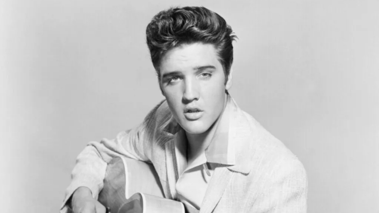 Elvis | Cinebiografia dirigida por Baz Luhrmann tem lançamento adiado para 2022