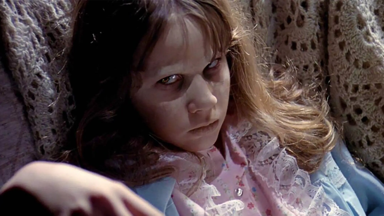 O Exorcista  Novo filme da Blumhouse ganha primeiros cartazes com novas  vítimas - Cinema com Rapadura