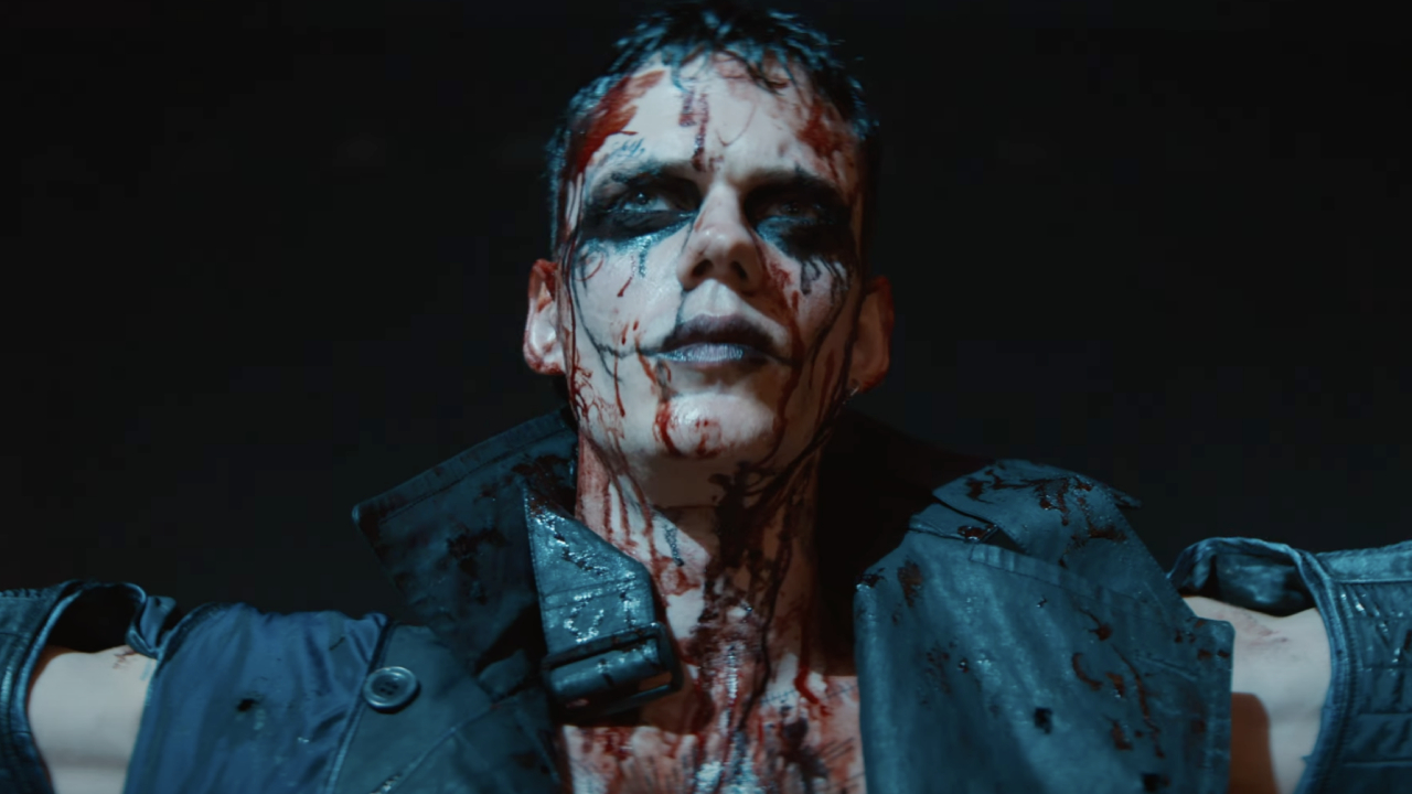 O Corvo | Bill Skarsgård volta dos mortos no primeiro trailer do remake
