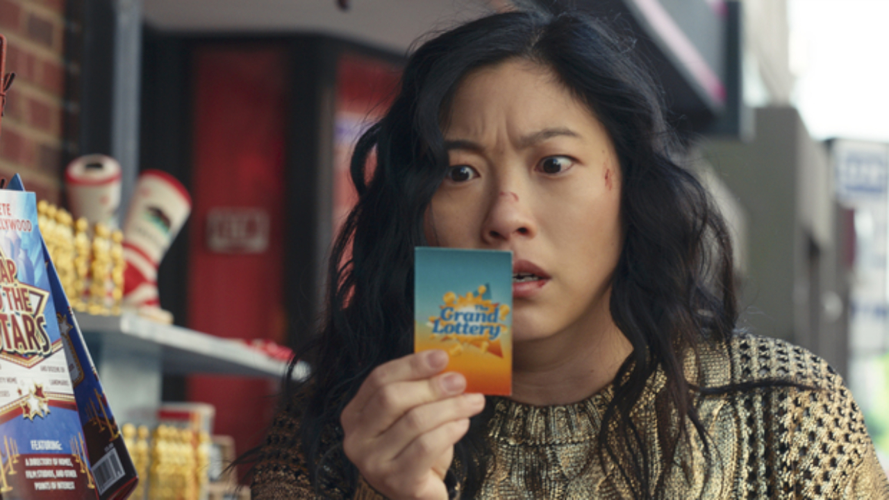 Awkwafina fala sobre sua preparação para Jackpot: Loteria Mortal: “deu início à minha jornada fitness” [ENTREVISTA]